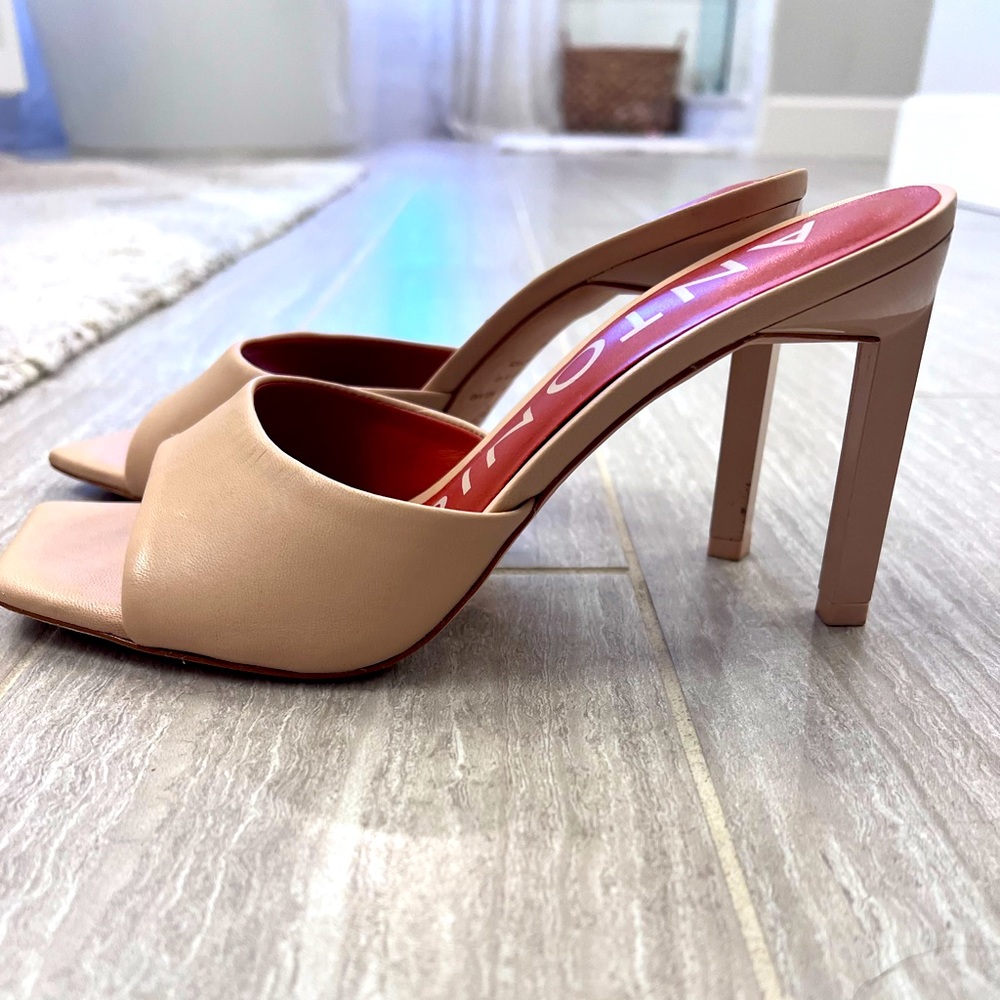 Antonia Melani Women’s Shoes